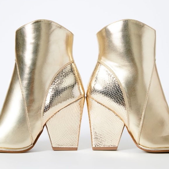 🆕 Champagne Gold Western Booties in Blazing Metallic - Picture 6 of 10